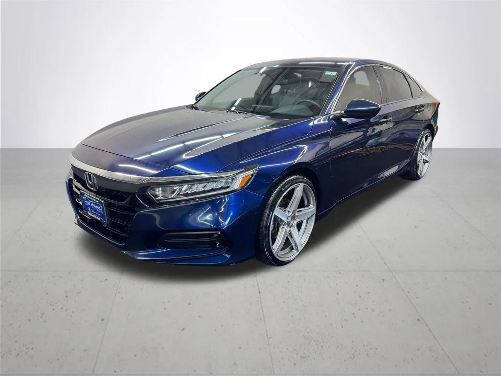 honda accord 2018 1HGCV1F17JA028900 image honda accord 2018 1HGCV1F17JA028900 image
