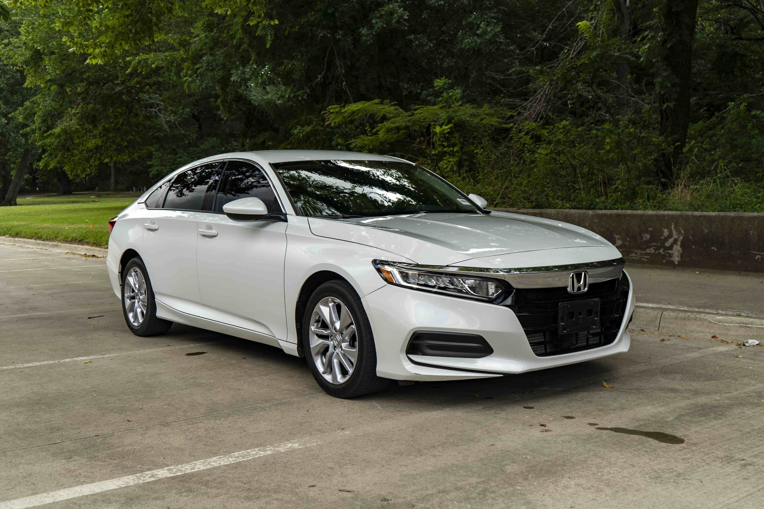 honda accord 2018 1HGCV1F19JA260303 image honda accord 2018 1HGCV1F19JA260303 image