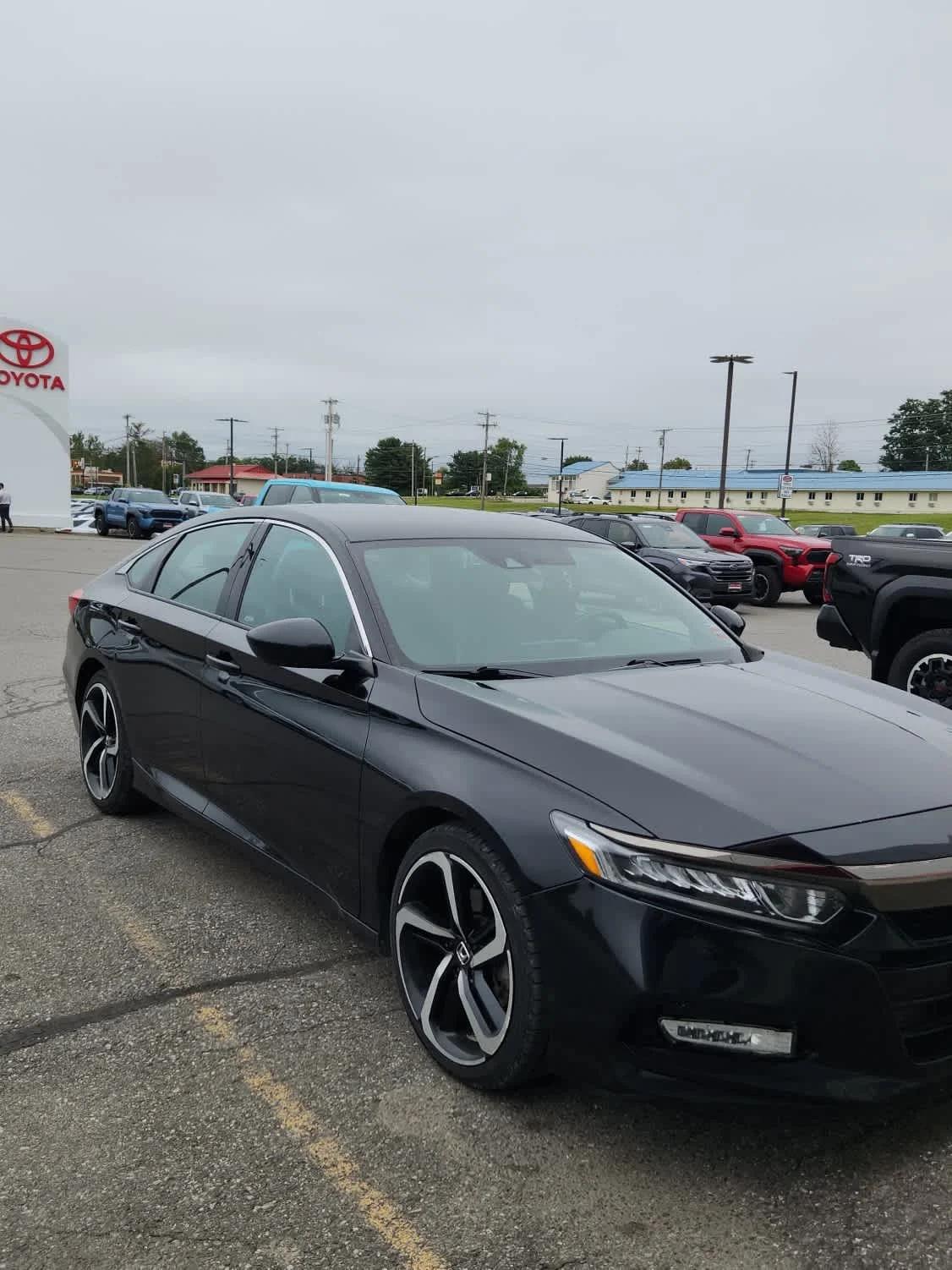 honda accord 2018 1HGCV1F3XJA059401 image honda accord 2018 1HGCV1F3XJA059401 image