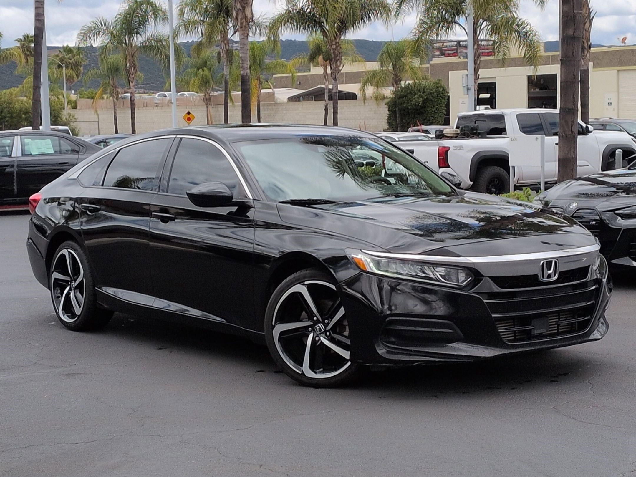 honda accord 2018 1HGCV1F11JA079924 image honda accord 2018 1HGCV1F11JA079924 image