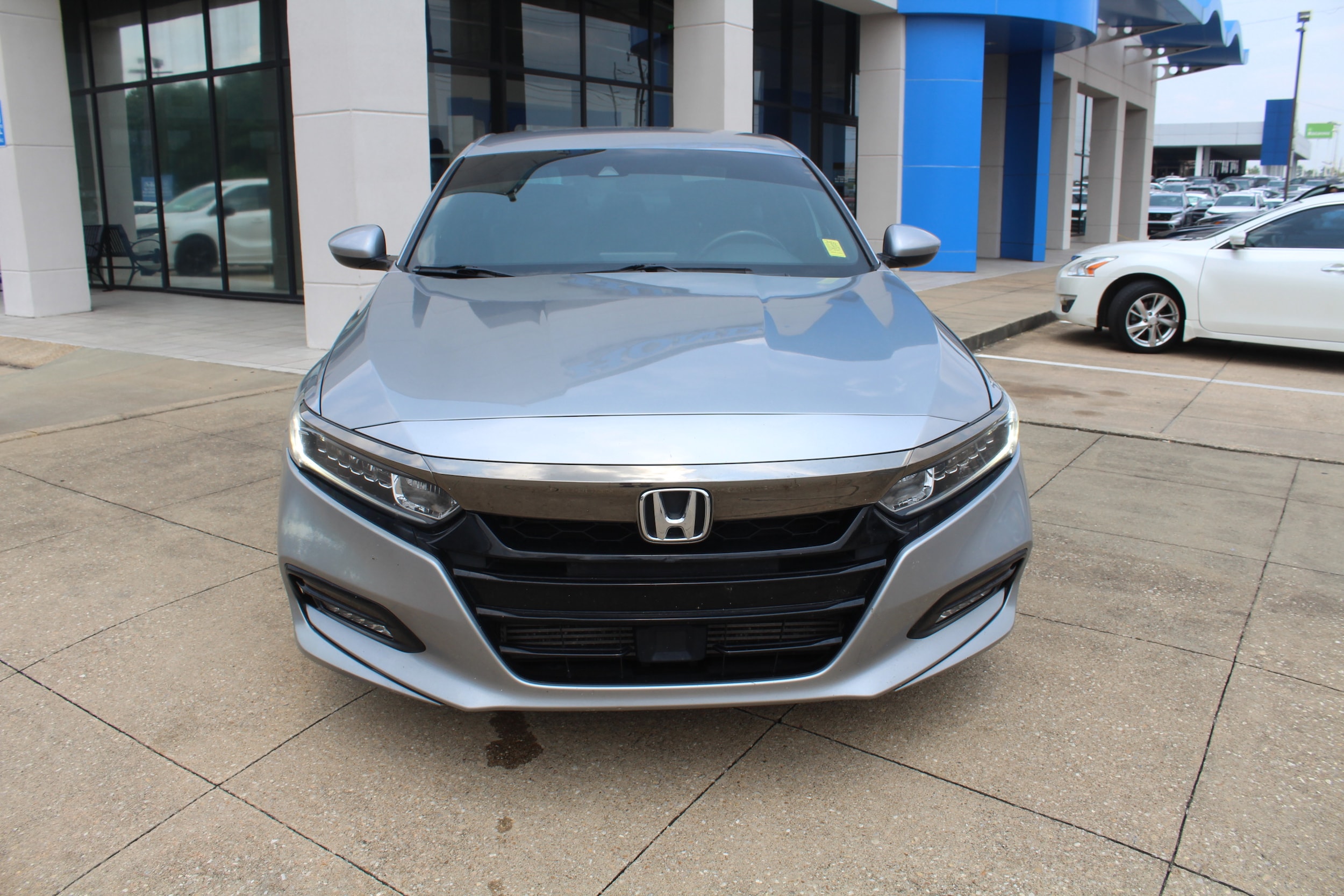 honda accord 2018 1HGCV1F36JA186758 image honda accord 2018 1HGCV1F36JA186758 image
