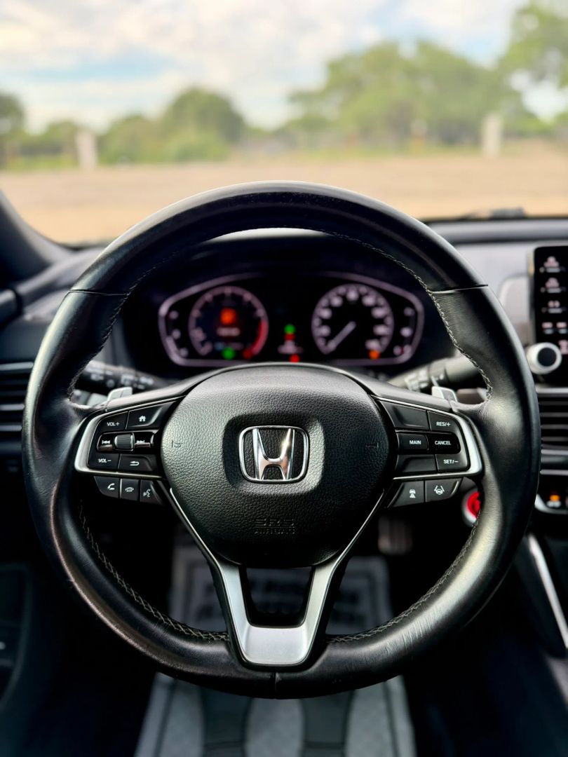 honda accord 2018 1HGCV1F33JA198821 image honda accord 2018 1HGCV1F33JA198821 image
