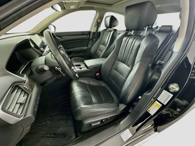 honda accord 2018 1HGCV3F90JA002124 image honda accord 2018 1HGCV3F90JA002124 image