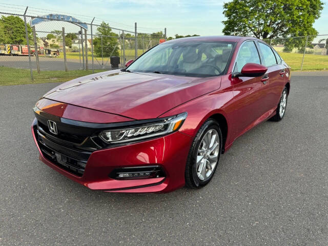 honda accord 2018 1HGCV1F10JA235757 image honda accord 2018 1HGCV1F10JA235757 image