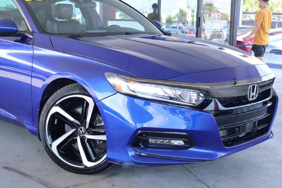 honda accord 2018 1HGCV1F30JA137684 image honda accord 2018 1HGCV1F30JA137684 image