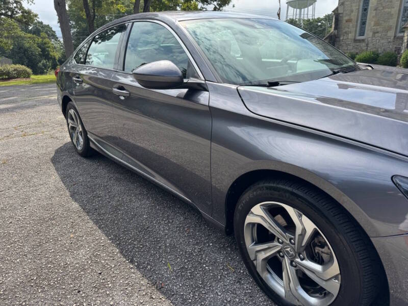 honda accord 2018 1HGCV2F67JA024069 image honda accord 2018 1HGCV2F67JA024069 image