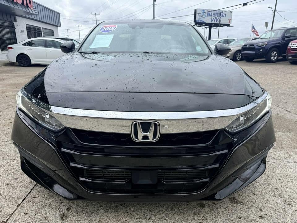 honda accord 2018 1HGCV1F17JA244374 image honda accord 2018 1HGCV1F17JA244374 image