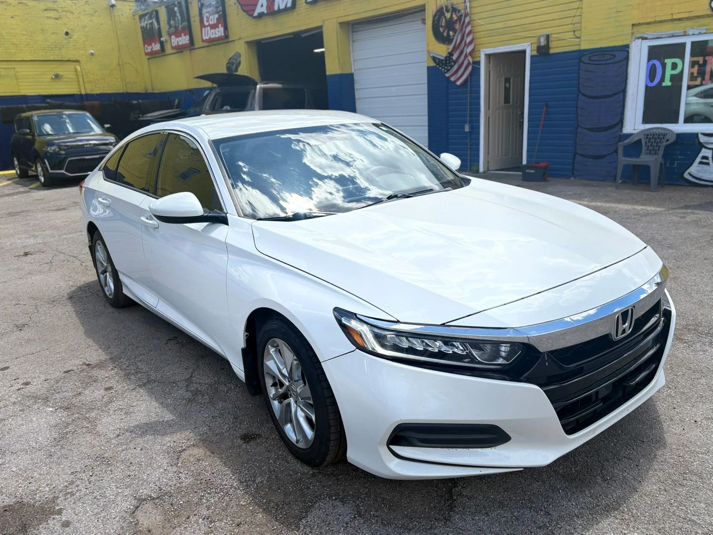 honda accord 2018 1HGCV1F12JA241169 image honda accord 2018 1HGCV1F12JA241169 image