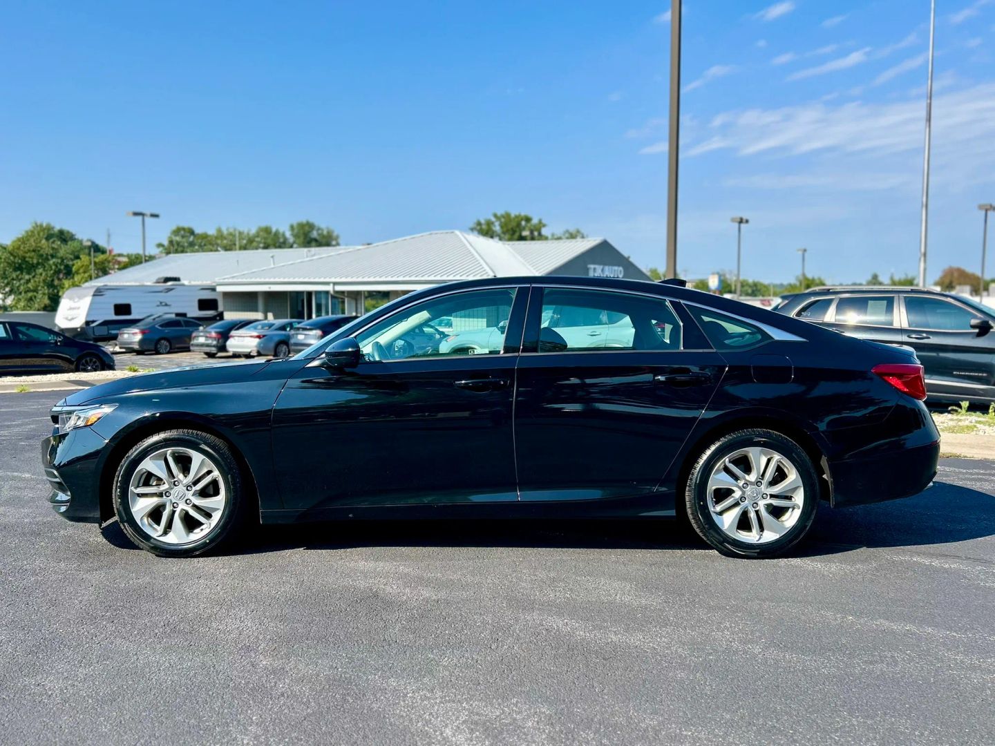 honda accord 2018 1HGCV1F12JA267626 image honda accord 2018 1HGCV1F12JA267626 image