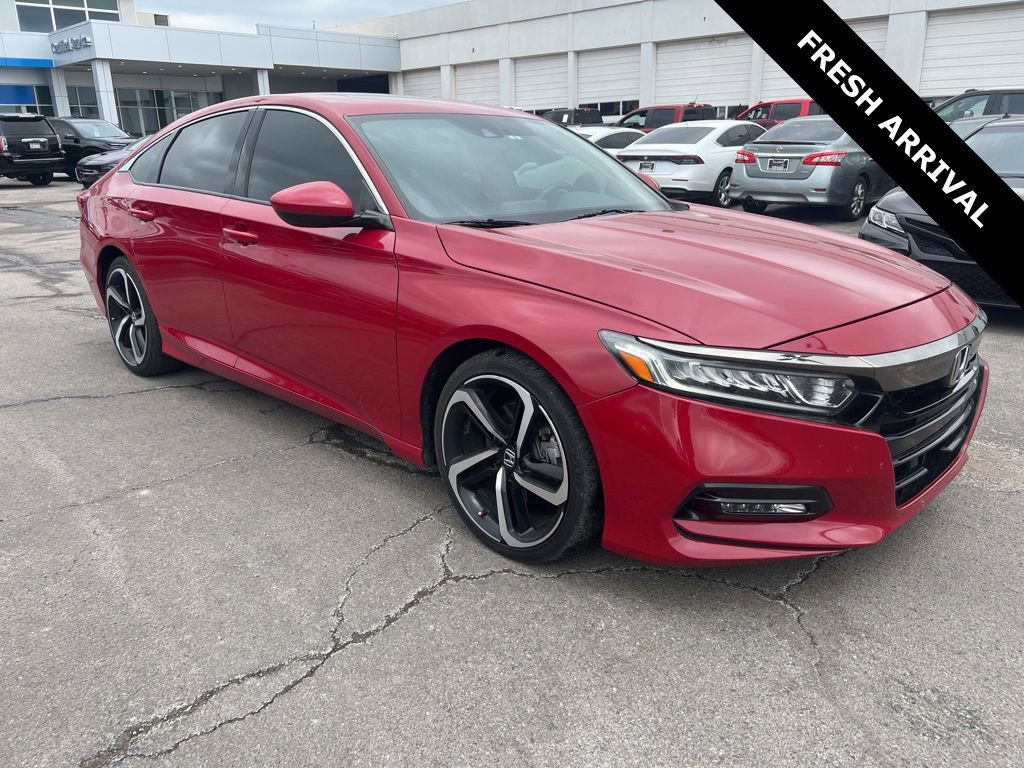 Honda Accord 2018 1HGCV2E36JA051898 image Honda Accord 2018 1HGCV2E36JA051898 image