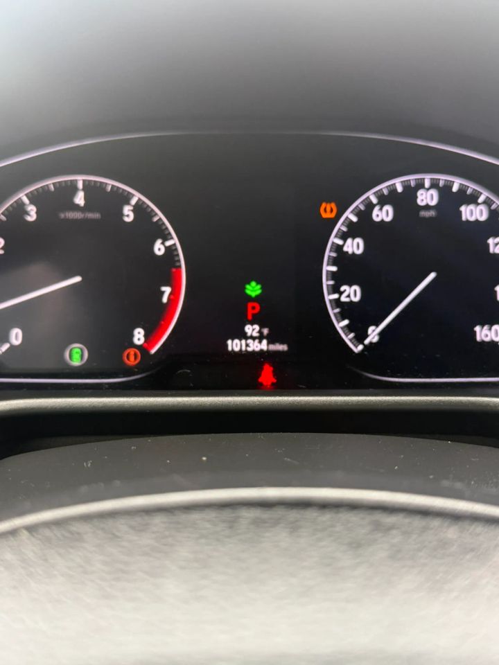 honda accord 2018 1HGCV1F18JA262060 image honda accord 2018 1HGCV1F18JA262060 image
