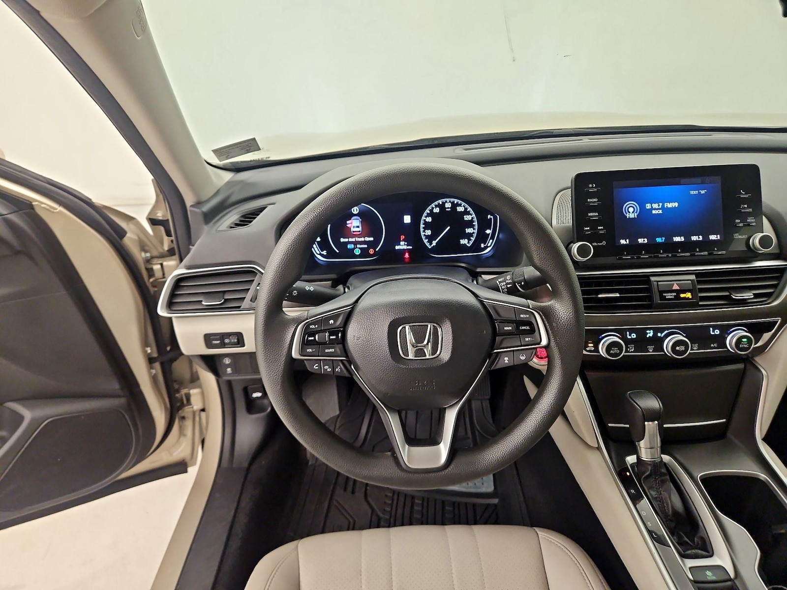 honda accord 2018 1HGCV1F19JA214745 image honda accord 2018 1HGCV1F19JA214745 image