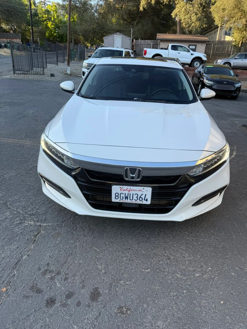 honda accord 2018 1HGCV2F6XJA001997 image honda accord 2018 1HGCV2F6XJA001997 image