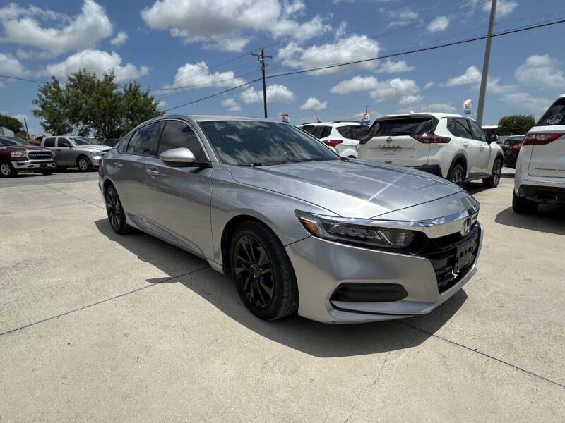 honda accord 2018 1HGCV1F15JA236600 image honda accord 2018 1HGCV1F15JA236600 image