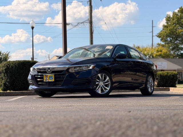 honda accord 2018 1HGCV1F13JA105584 image honda accord 2018 1HGCV1F13JA105584 image