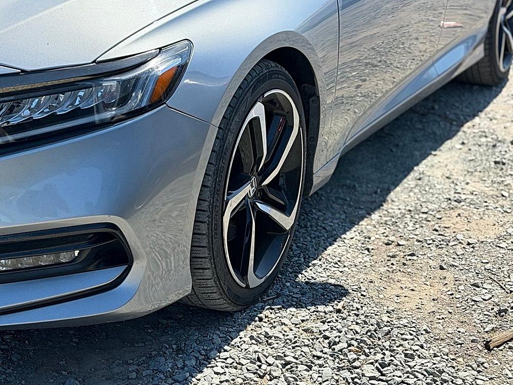 honda accord 2018 1HGCV1F34JA063590 image honda accord 2018 1HGCV1F34JA063590 image