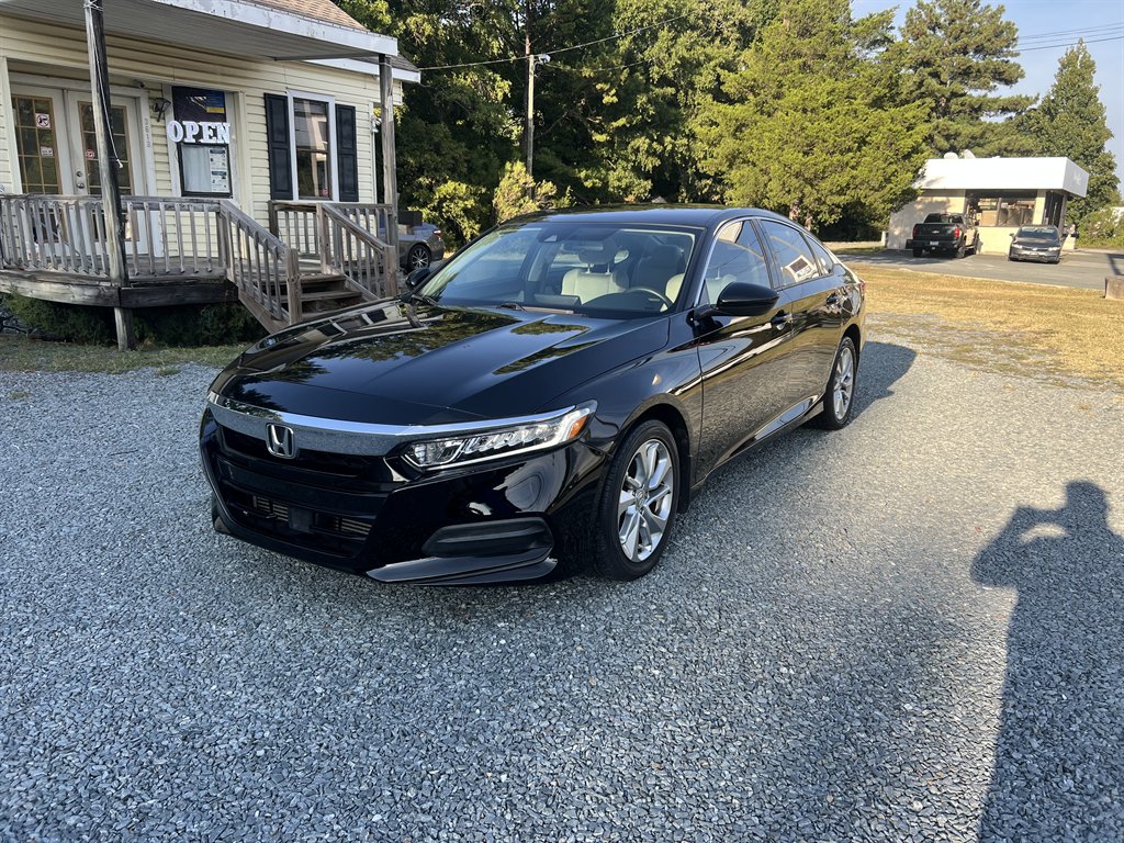 honda accord 2018 1HGCV1F17JA095660 image honda accord 2018 1HGCV1F17JA095660 image