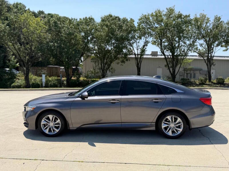 honda accord 2018 1HGCV1F18JA007165 image honda accord 2018 1HGCV1F18JA007165 image