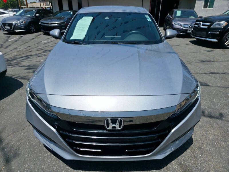 honda accord 2018 1HGCV1F33JA181131 image honda accord 2018 1HGCV1F33JA181131 image