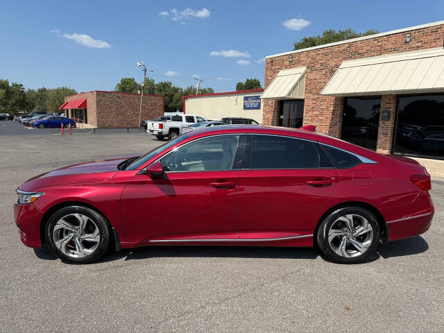 honda accord 2018 1HGCV1F57JA085827 image honda accord 2018 1HGCV1F57JA085827 image
