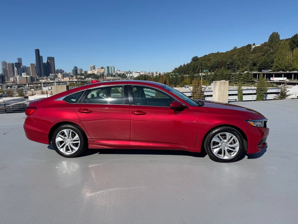 honda accord 2018 1HGCV1F10JA026700 image honda accord 2018 1HGCV1F10JA026700 image