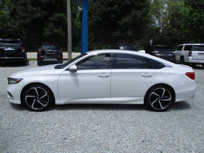 honda accord 2018 1HGCV1F30JA262104 image honda accord 2018 1HGCV1F30JA262104 image