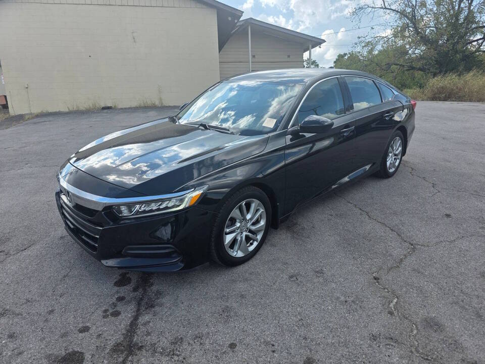 honda accord 2018 1HGCV1F10JA268774 image honda accord 2018 1HGCV1F10JA268774 image