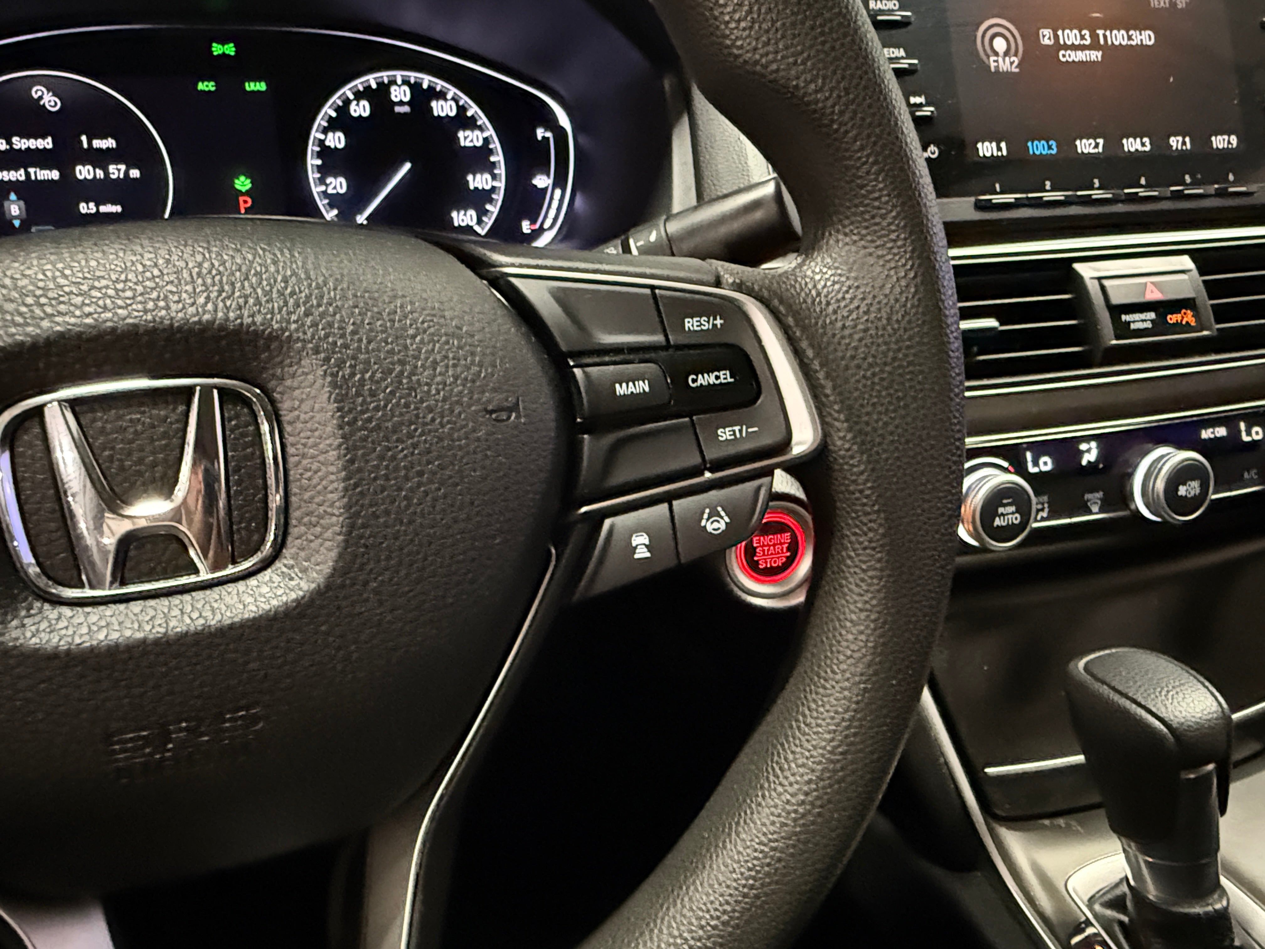 honda accord 2018 1HGCV1F10JA255409 image honda accord 2018 1HGCV1F10JA255409 image