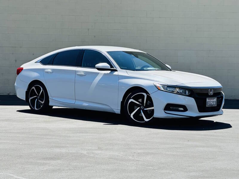 honda accord 2018 1HGCV1F34JA167917 image honda accord 2018 1HGCV1F34JA167917 image