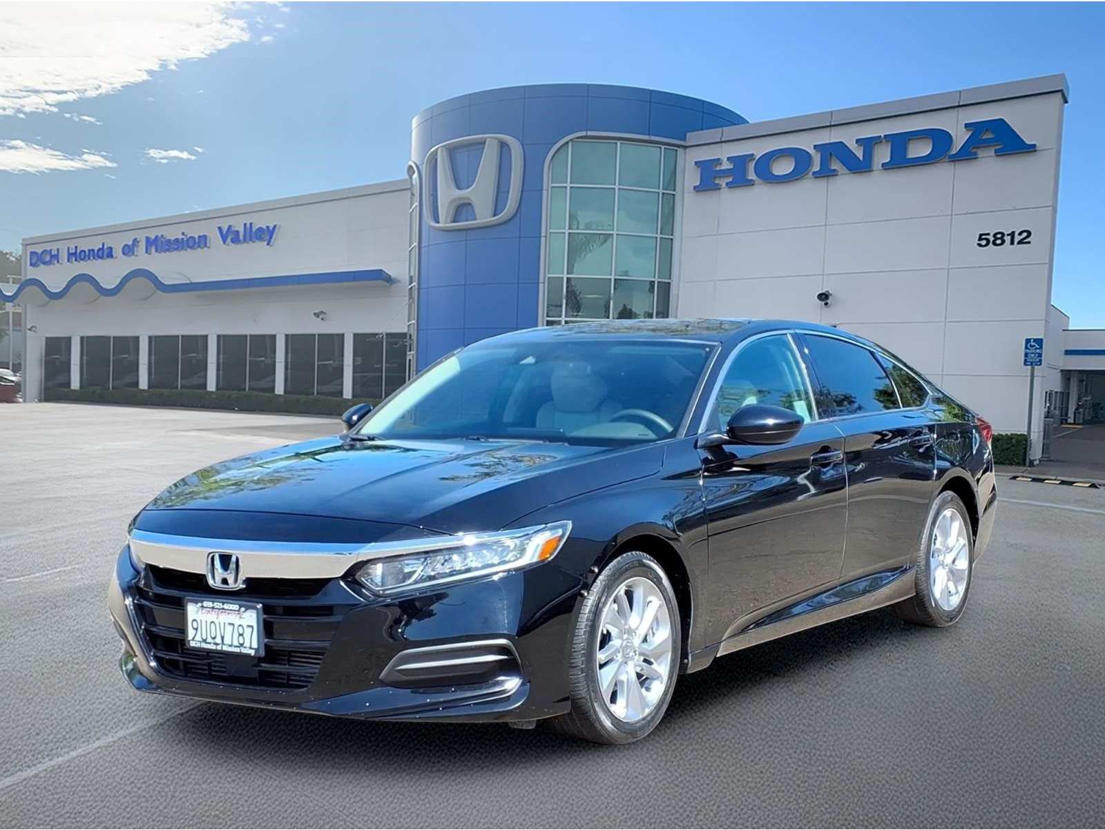 honda accord 2018 1HGCV1F11JA057003 image honda accord 2018 1HGCV1F11JA057003 image