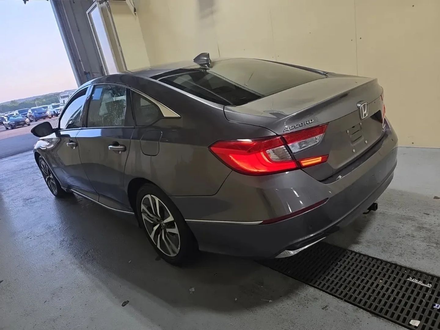 honda accord 2018 1HGCV3F95JA007285 image honda accord 2018 1HGCV3F95JA007285 image