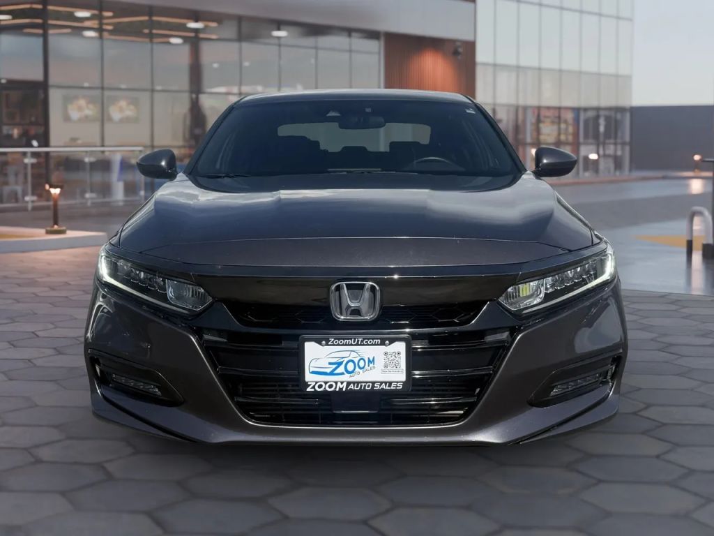 honda accord 2018 1HGCV1F33JA231350 image honda accord 2018 1HGCV1F33JA231350 image