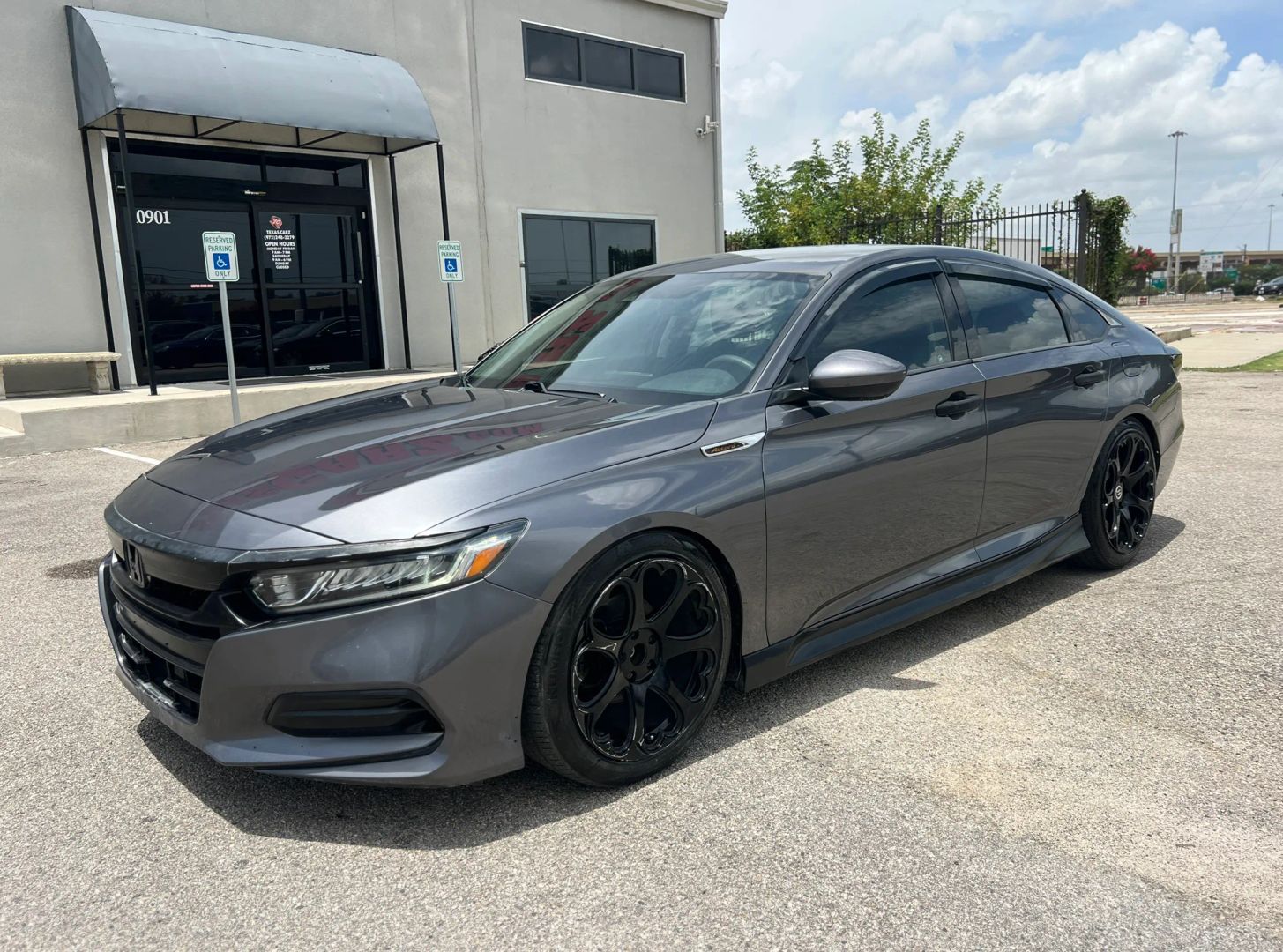 honda accord 2018 1HGCV1F15JA064441 image honda accord 2018 1HGCV1F15JA064441 image