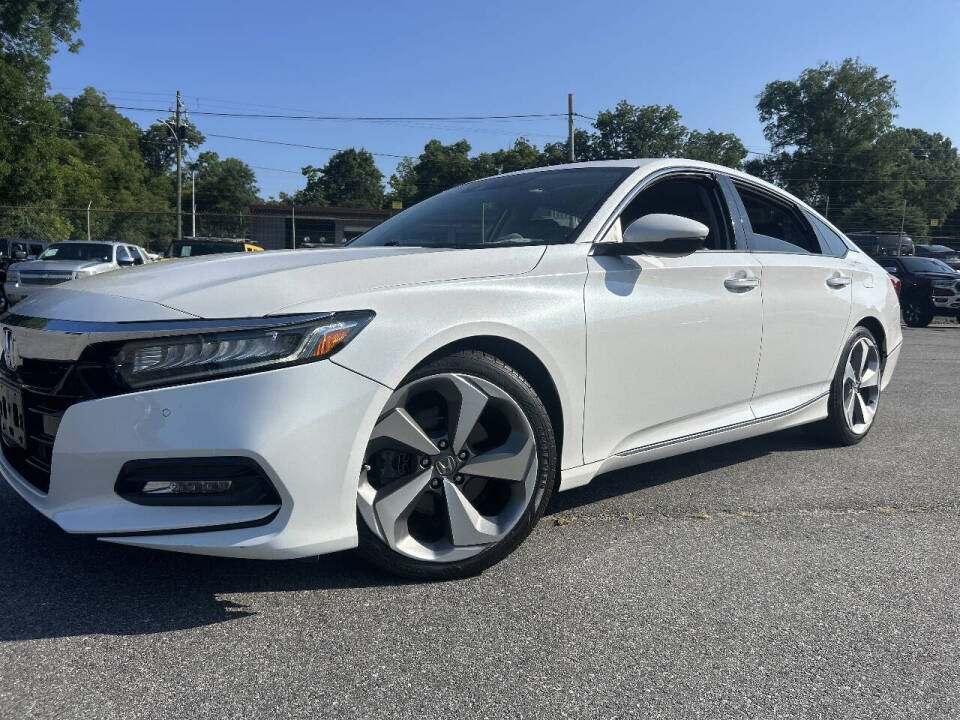 honda accord 2018 1HGCV1F9XJA097490 image honda accord 2018 1HGCV1F9XJA097490 image