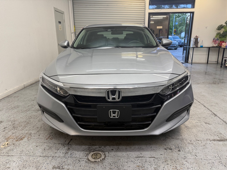 honda accord 2018 1HGCV1F19JA040739 image honda accord 2018 1HGCV1F19JA040739 image