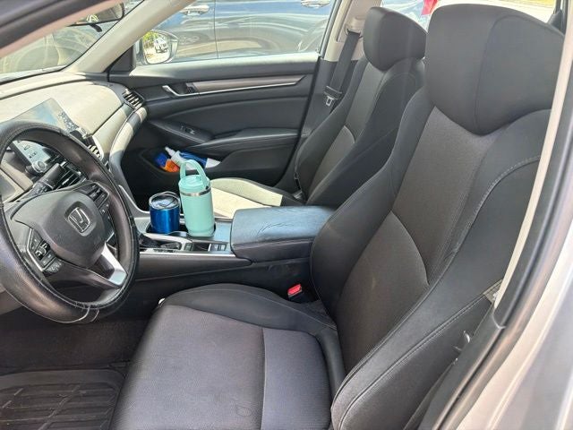 honda accord 2018 1HGCV1F19JA128304 image honda accord 2018 1HGCV1F19JA128304 image