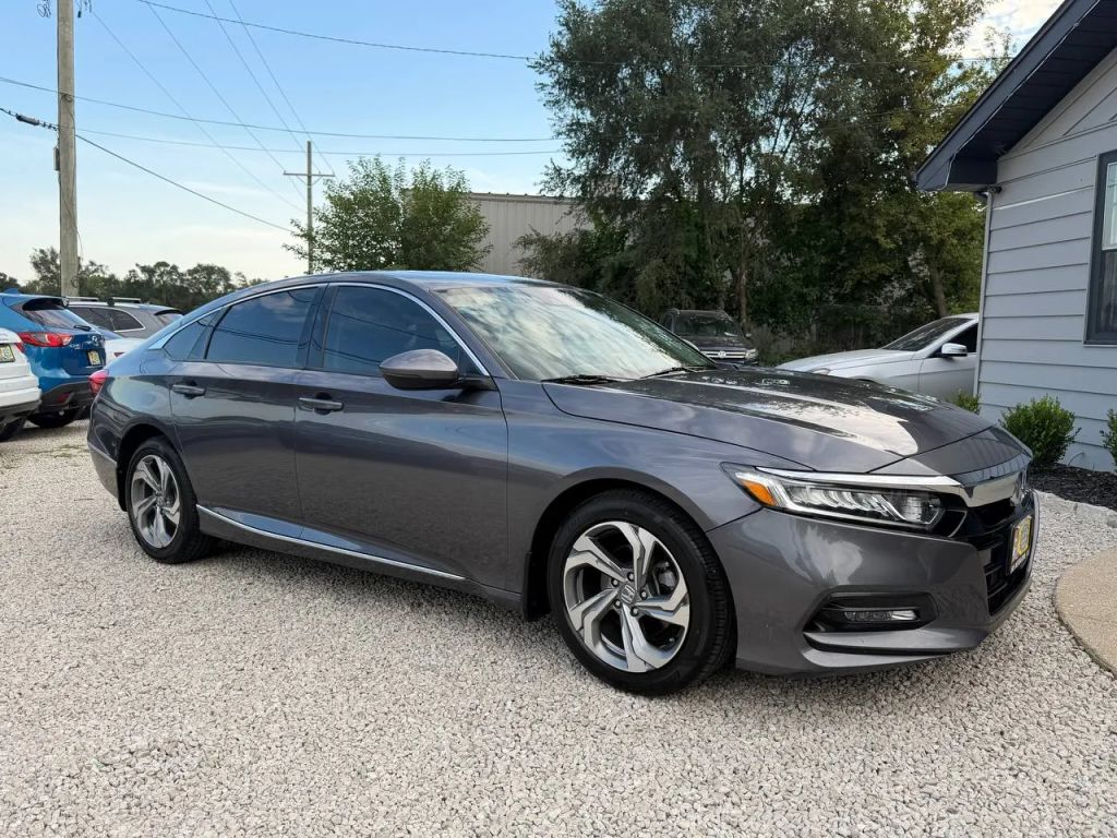 honda accord 2018 1HGCV1F57JA140910 image honda accord 2018 1HGCV1F57JA140910 image
