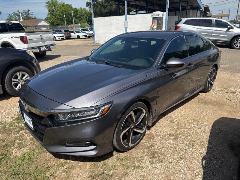 honda accord 2018 1HGCV1F32JA197711 image honda accord 2018 1HGCV1F32JA197711 image