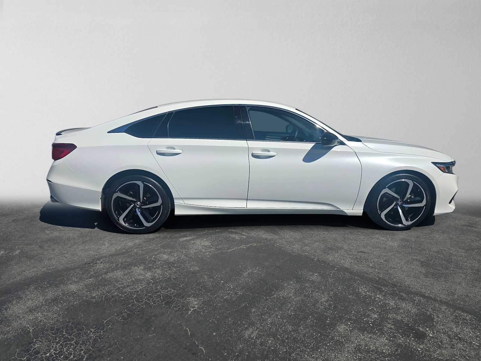 honda accord 2021 1HGCV1F3XMA061704 image honda accord 2021 1HGCV1F3XMA061704 image