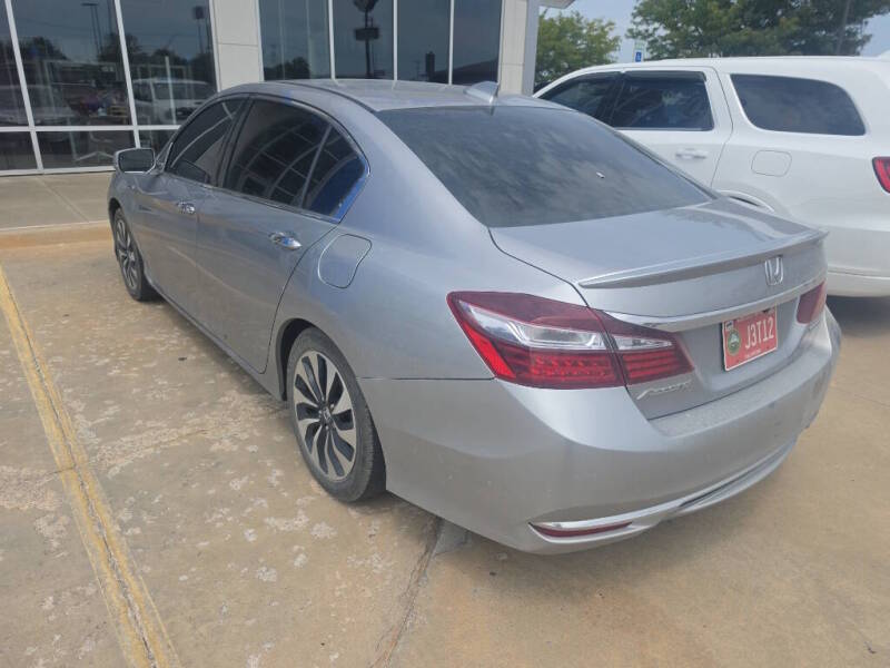 honda accord 2017 JHMCR6F39HC002720 image honda accord 2017 JHMCR6F39HC002720 image