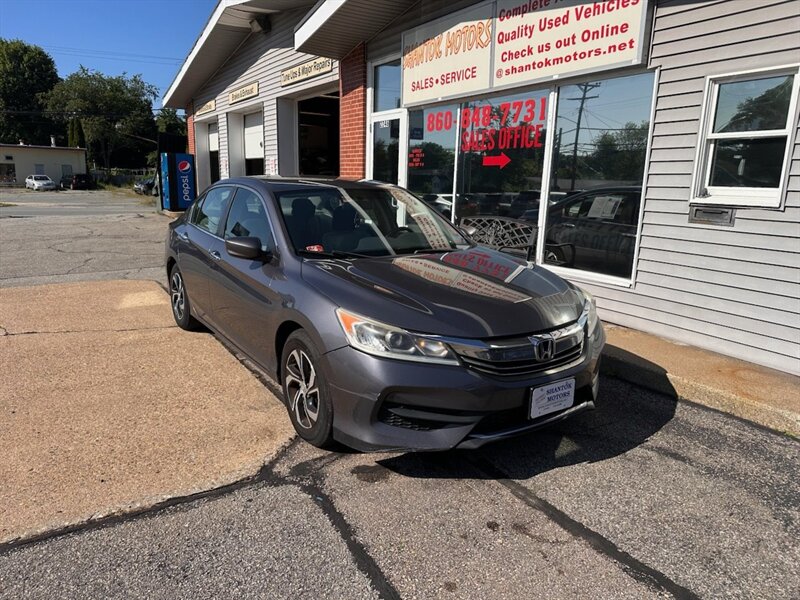 honda accord 2017 1HGCR2F38HA134889 image honda accord 2017 1HGCR2F38HA134889 image