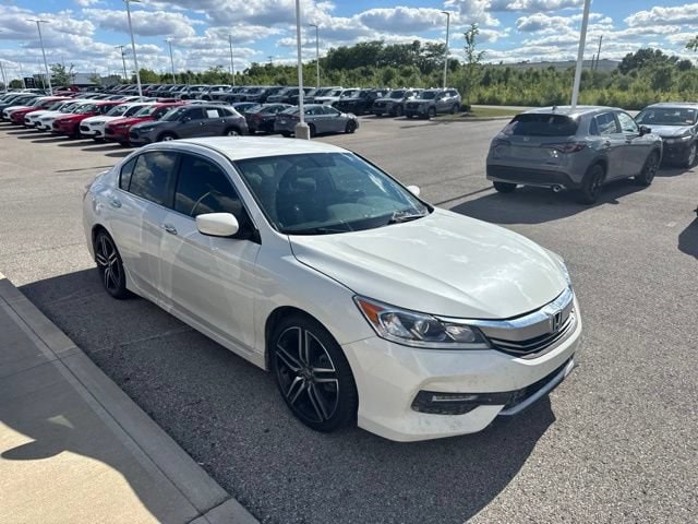 honda accord 2017 1HGCR2F57HA083144 image honda accord 2017 1HGCR2F57HA083144 image