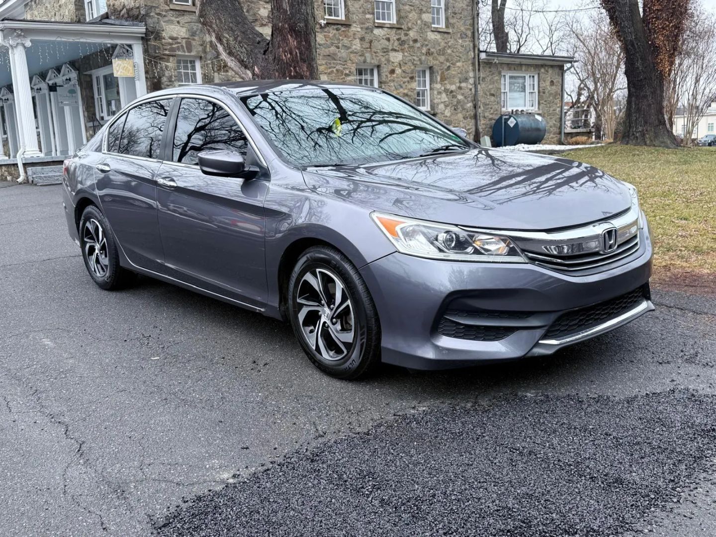 honda accord 2017 1HGCR2F39HA145030 image honda accord 2017 1HGCR2F39HA145030 image