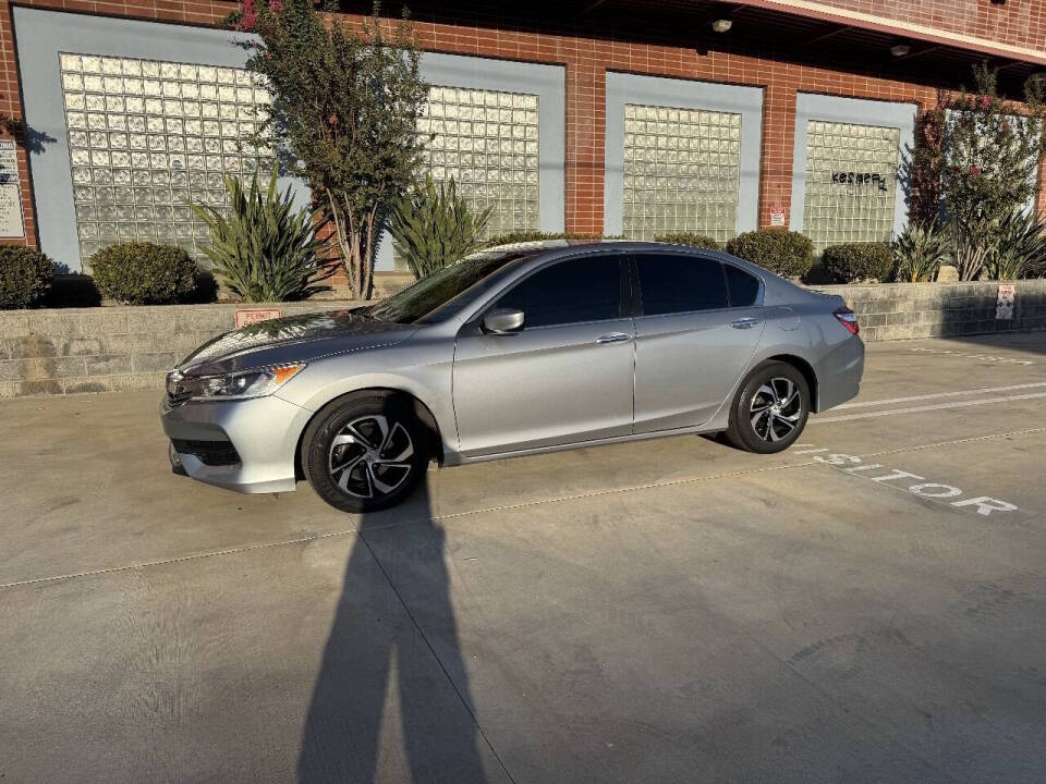 honda accord 2017 1HGCR2F38HA226049 image honda accord 2017 1HGCR2F38HA226049 image
