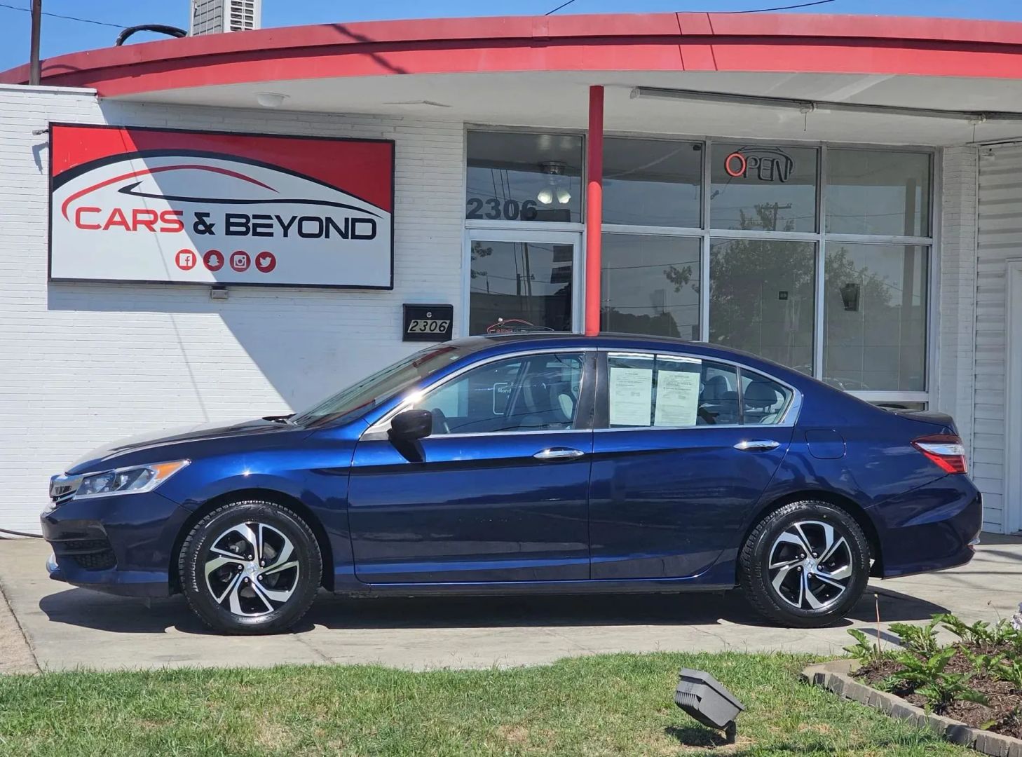 honda accord 2017 1HGCR2F30HA284589 image honda accord 2017 1HGCR2F30HA284589 image