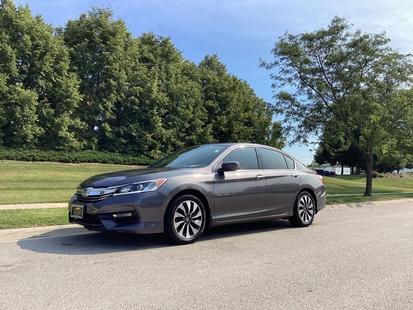 honda accord 2017 JHMCR6F3XHC003830 image honda accord 2017 JHMCR6F3XHC003830 image