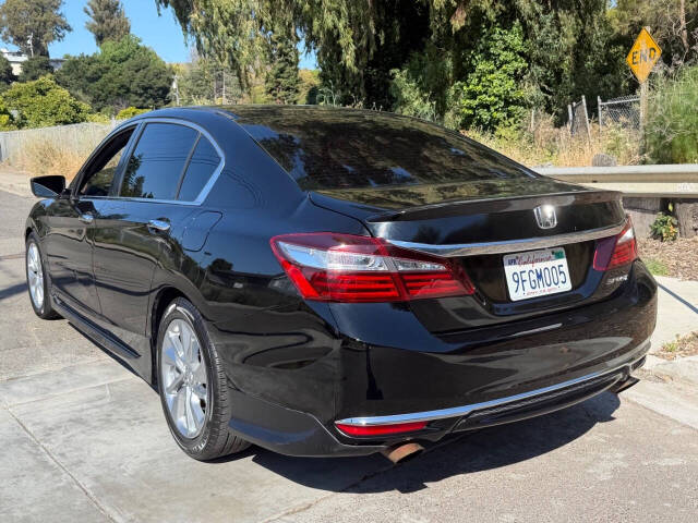honda accord 2017 1HGCR2F57HA308050 image honda accord 2017 1HGCR2F57HA308050 image