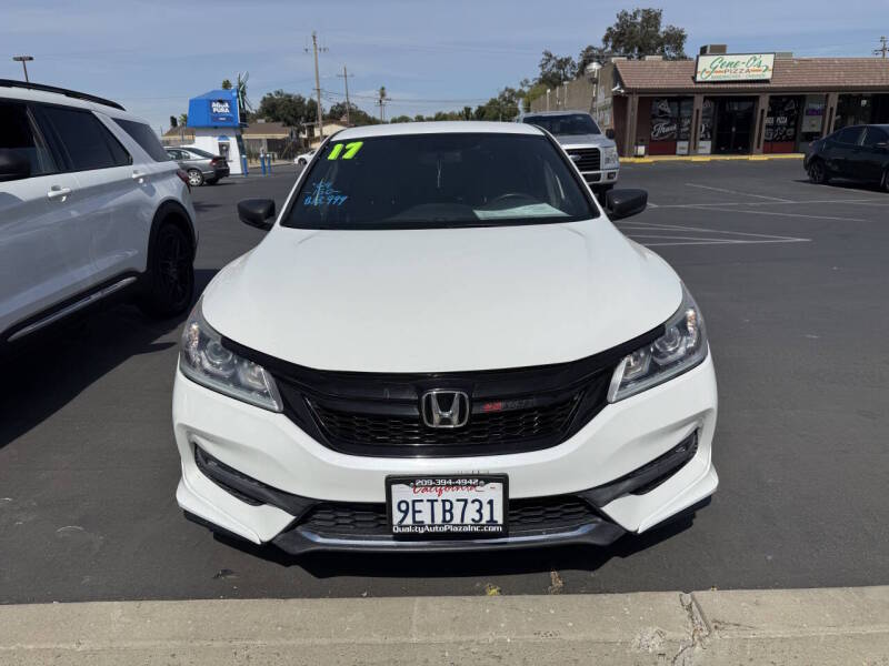 honda accord 2017 1HGCR2F10HA275678 image honda accord 2017 1HGCR2F10HA275678 image