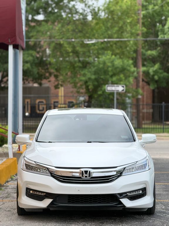 honda accord 2017 JHMCR6F72HC018602 image honda accord 2017 JHMCR6F72HC018602 image