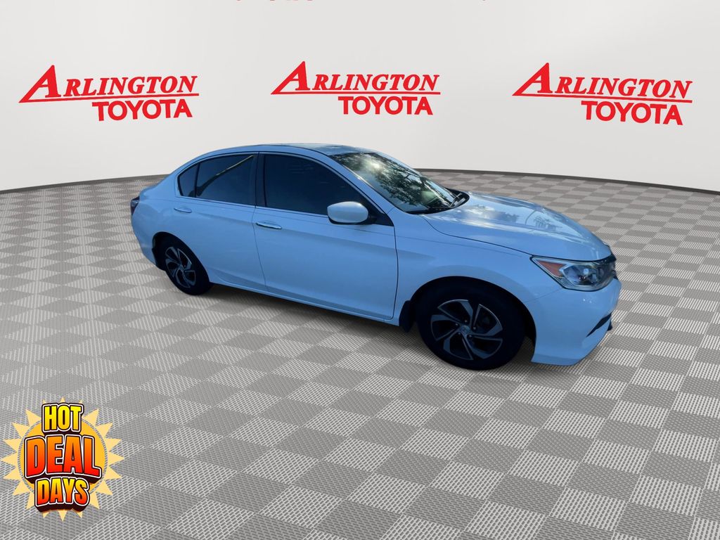 honda accord 2017 1HGCR2F33HA268645 image honda accord 2017 1HGCR2F33HA268645 image